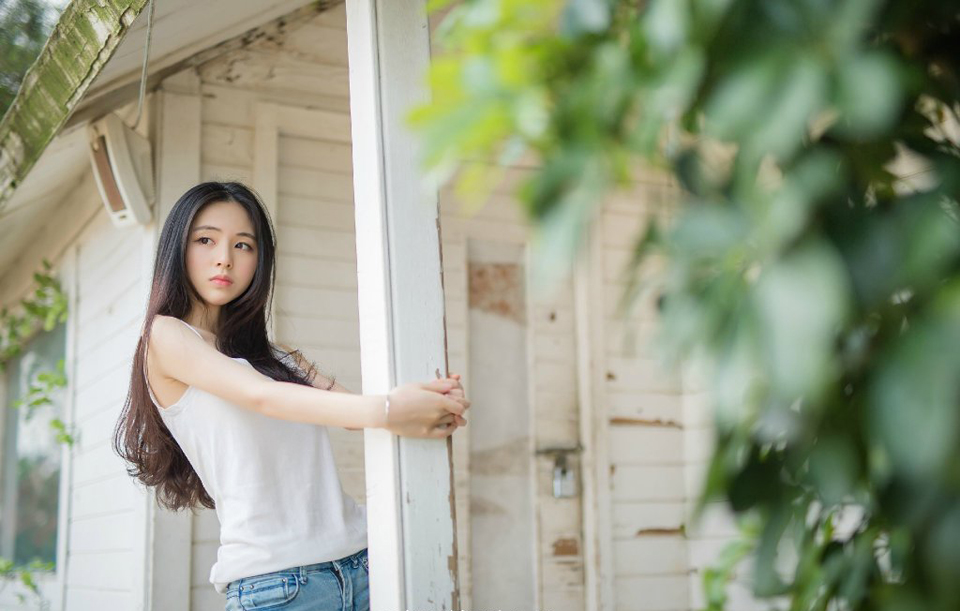 要做思想上的领跑者，要做行动上的领跑者。一个人有钱没钱不必须，但如果这个人没有了梦想，这个人穷定了。